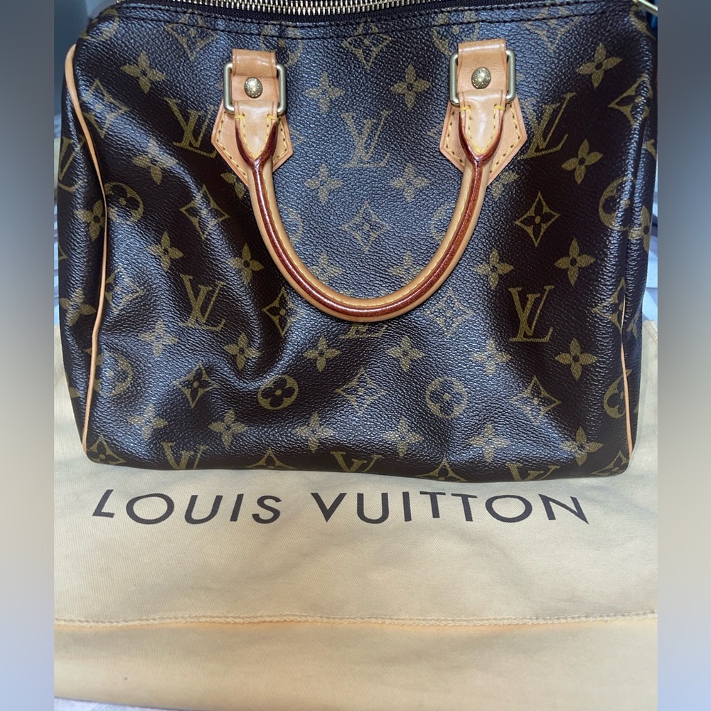 Louis Vuitton Speedy 25